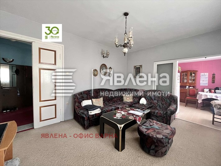Продава МНОГОСТАЕН, гр. Варна, Гръцка махала, снимка 2 - Апартаменти - 53330764