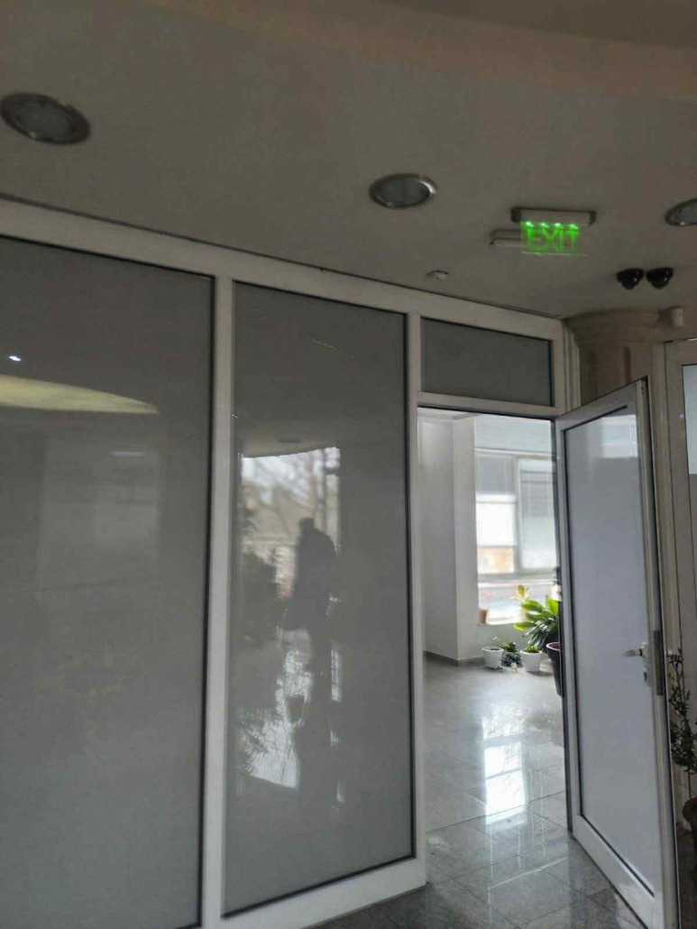 Продава ОФИС, гр. Плевен, Идеален център, снимка 2 - Офиси - 53074766