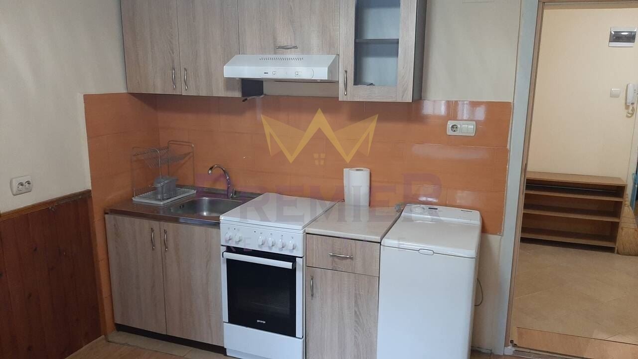 Продава 3-СТАЕН, гр. Пловдив, Каменица 2