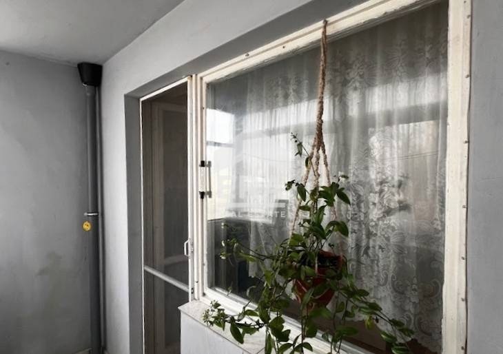 Продава 1-СТАЕН, гр. Русе, Здравец Север 1, снимка 2 - Апартаменти - 54048628