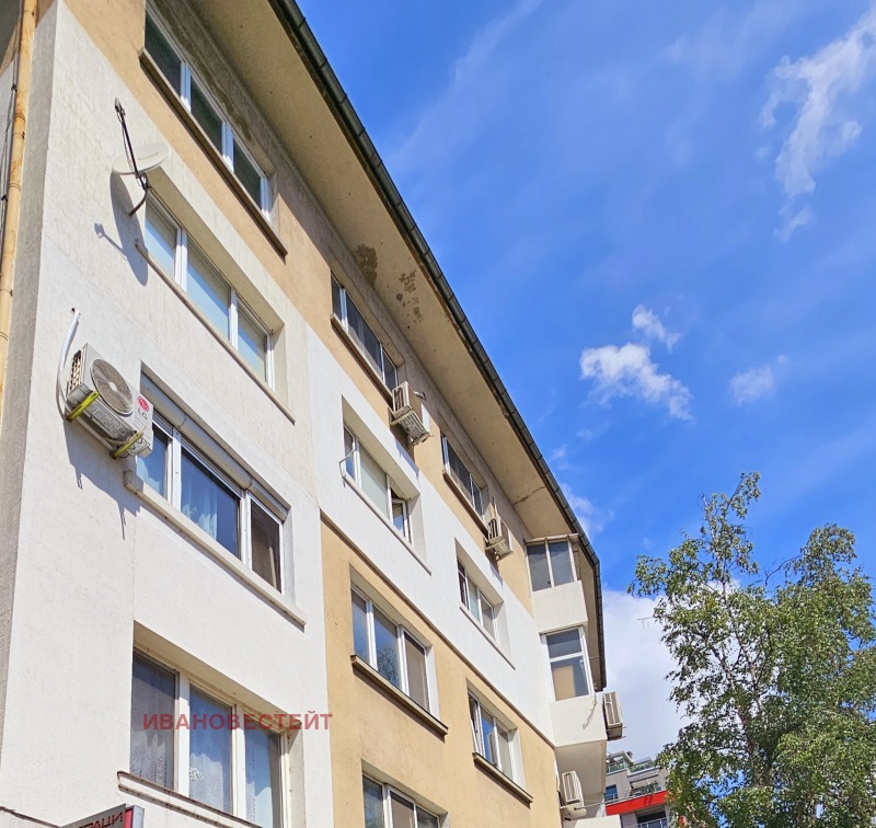 Продава  2-стаен град София , Оборище , 61 кв.м | 12220242 - изображение [15]