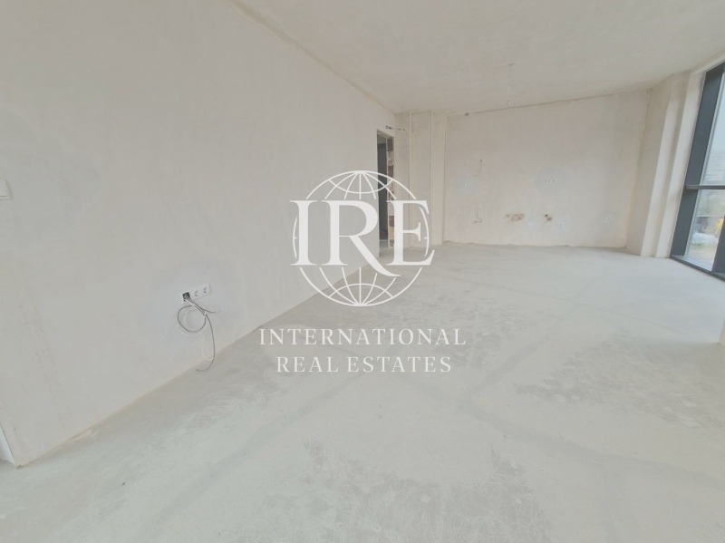 Продава 2-СТАЕН, гр. Варна, Бриз, снимка 2 - Апартаменти - 53222719