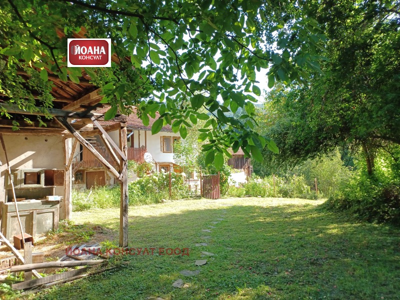 Продава КЪЩА, с. Велчево, област Ловеч, снимка 14 - Къщи - 46425221