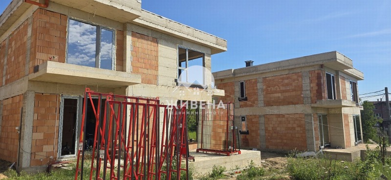 Продава КЪЩА, гр. Варна, м-т Долна Трака, снимка 11 - Къщи - 47418261