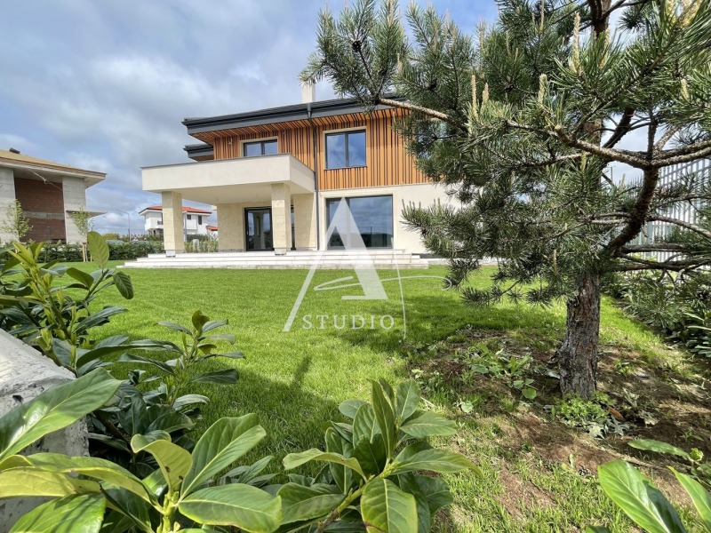 Продава  Къща град София , гр. Банкя , 308 кв.м | 88807000
