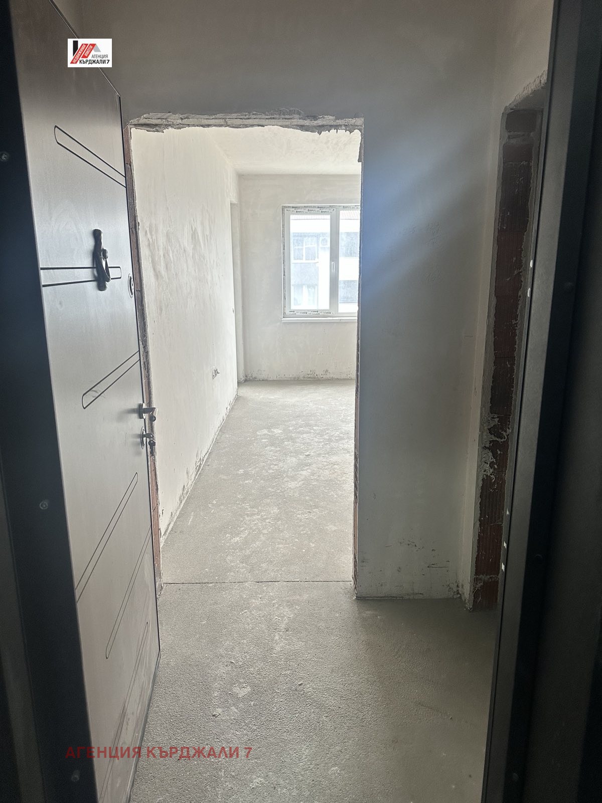 Продава 2-СТАЕН, гр. Кърджали, Възрожденци, снимка 2 - Апартаменти - 53646585