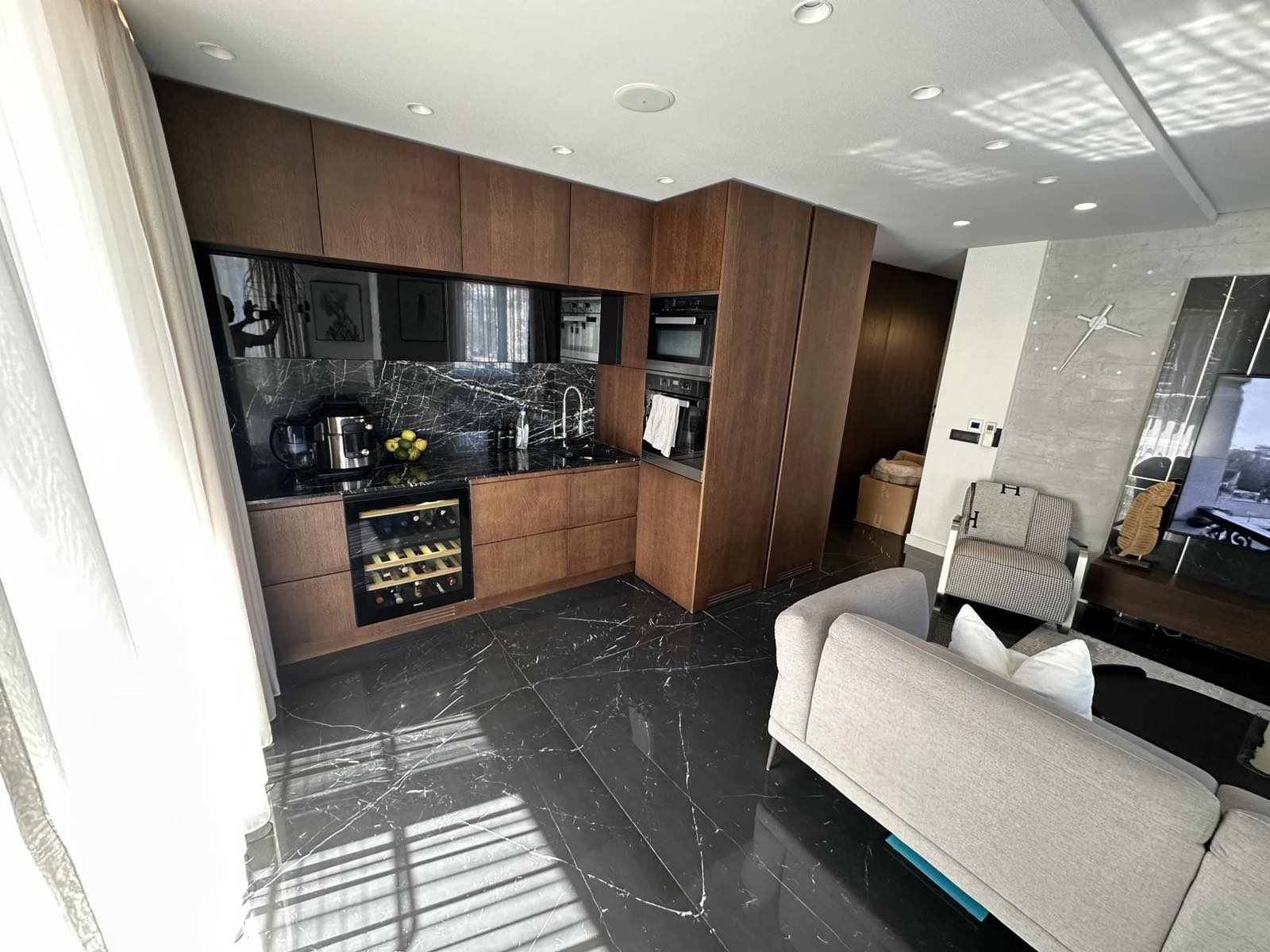 Продава 3-СТАЕН, гр. София, Витоша, снимка 6 - Апартаменти - 55910560