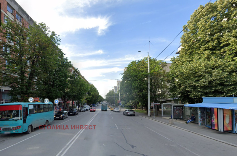 Продава МАГАЗИН в град Русе, Широк център - 28 кв.м / 56 700 € » 110 895.56 лв., СТОЛИЦА ИНВЕСТ