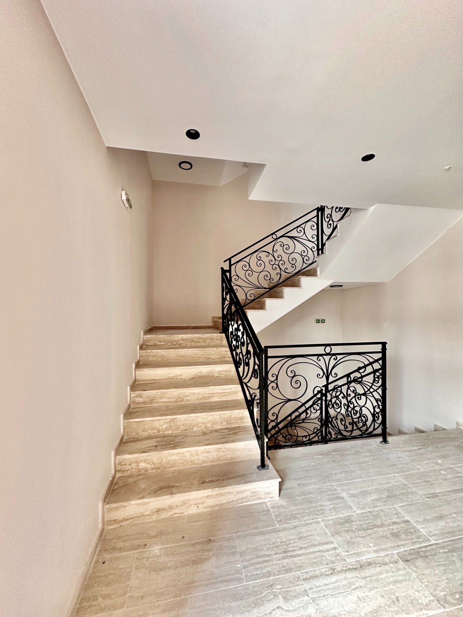 ������� 2-����� | Imot.bg � ����������� 12