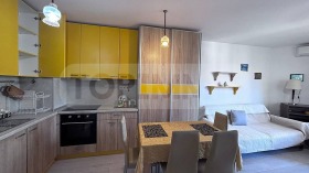 1 quarto Briz, Varna