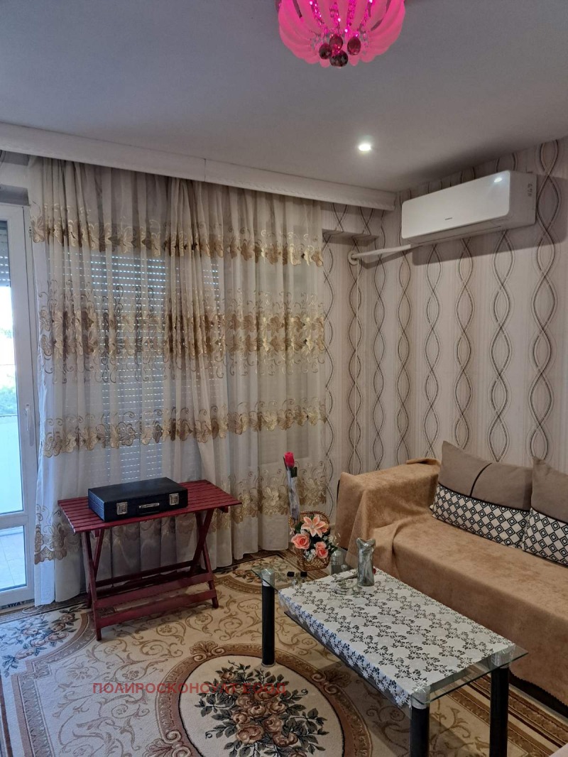 Eladó  Stúdió Vidin , Krum Bacsvarov , 48 négyzetméter | 89747790