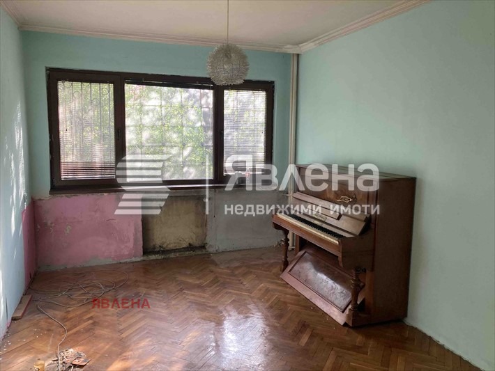 Продава 3-СТАЕН, гр. София, Гоце Делчев, снимка 1 - Aпартаменти - 49366307