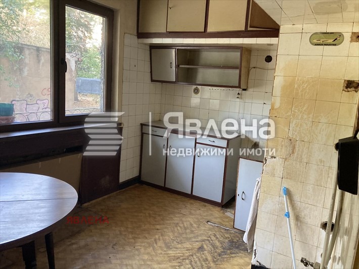 Продава 3-СТАЕН, гр. София, Гоце Делчев, снимка 3 - Aпартаменти - 49366307