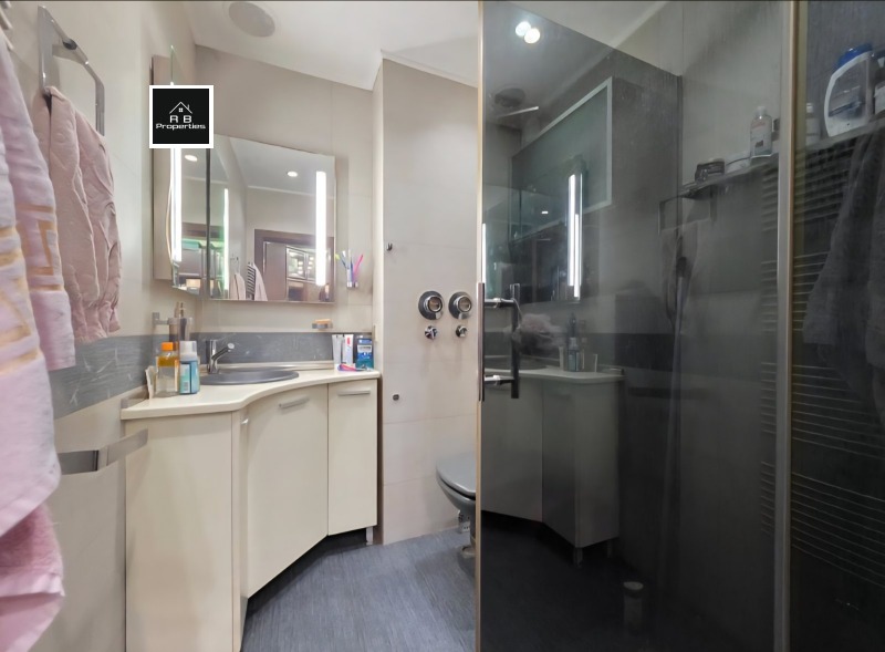 Na prodej  2 ložnice Sofia , Banišora , 91 m2 | 22474655 - obraz [11]