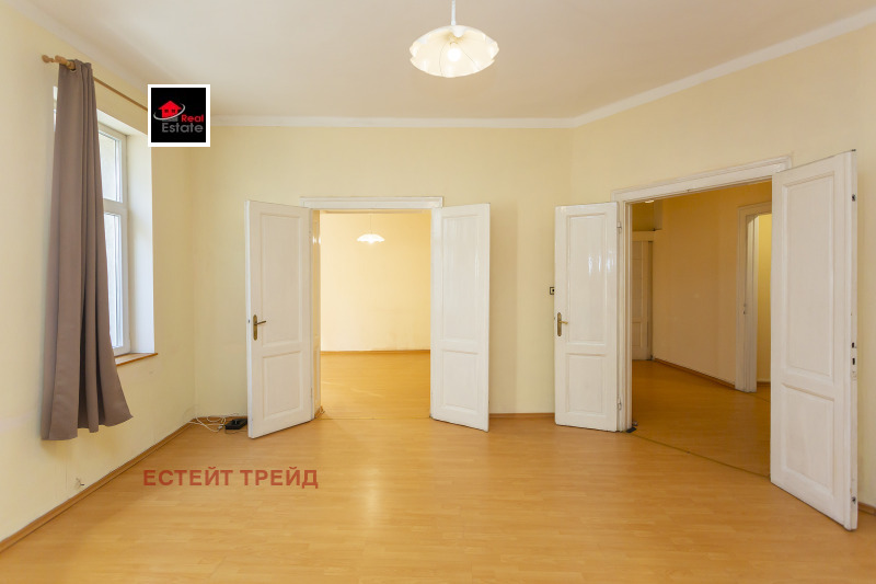 Продаја  3 спаваће собе Софија , Центар , 123 м2 | 29004101 - слика [2]