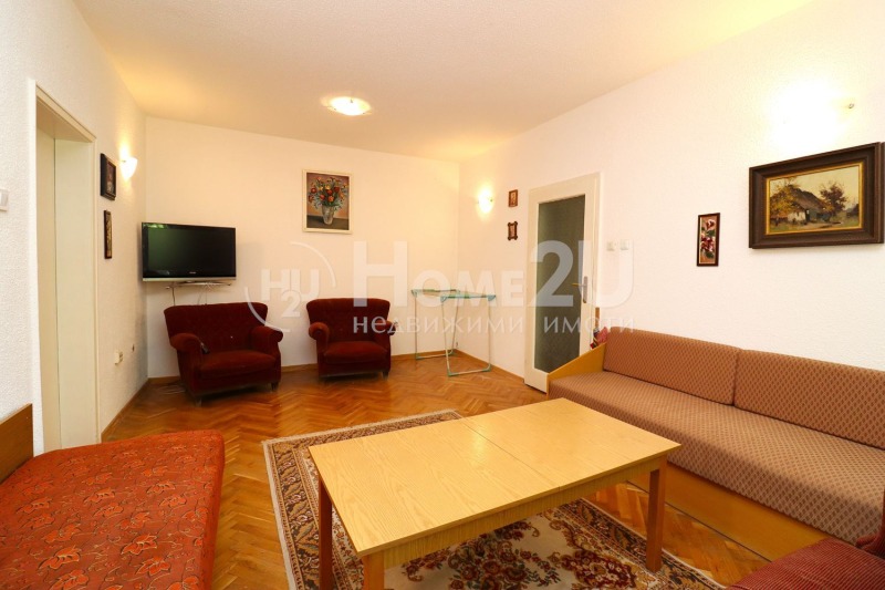 Na prodej  1 ložnice Sofia , Banišora , 60 m2 | 30368709 - obraz [3]