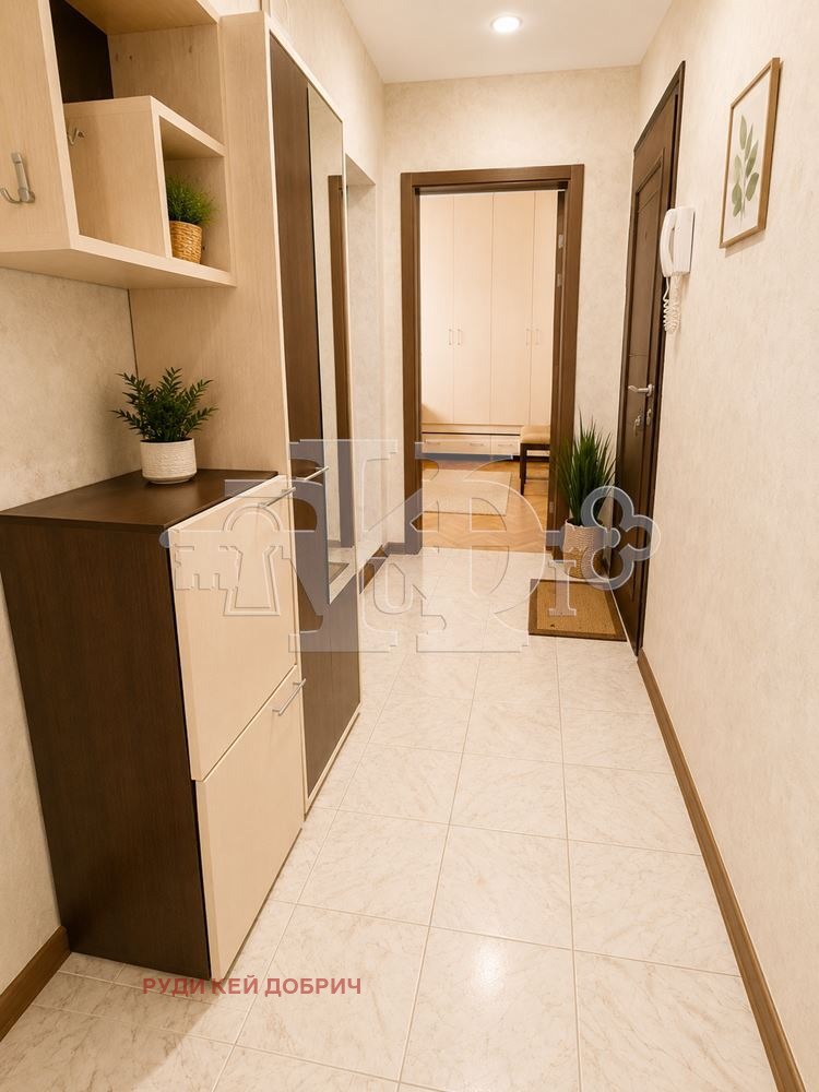 Продава 3-СТАЕН, гр. Добрич, Център, снимка 10 - Апартаменти - 54224691