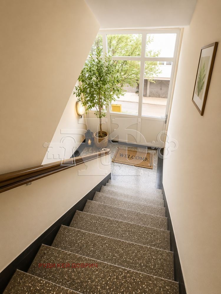 Продава 3-СТАЕН, гр. Добрич, Център, снимка 13 - Апартаменти - 54224691