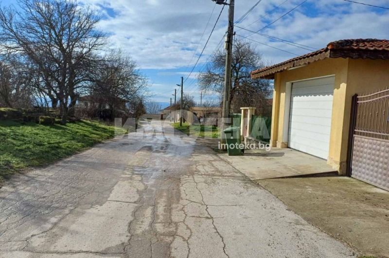 Продава ПАРЦЕЛ, с. Аврен, област Варна