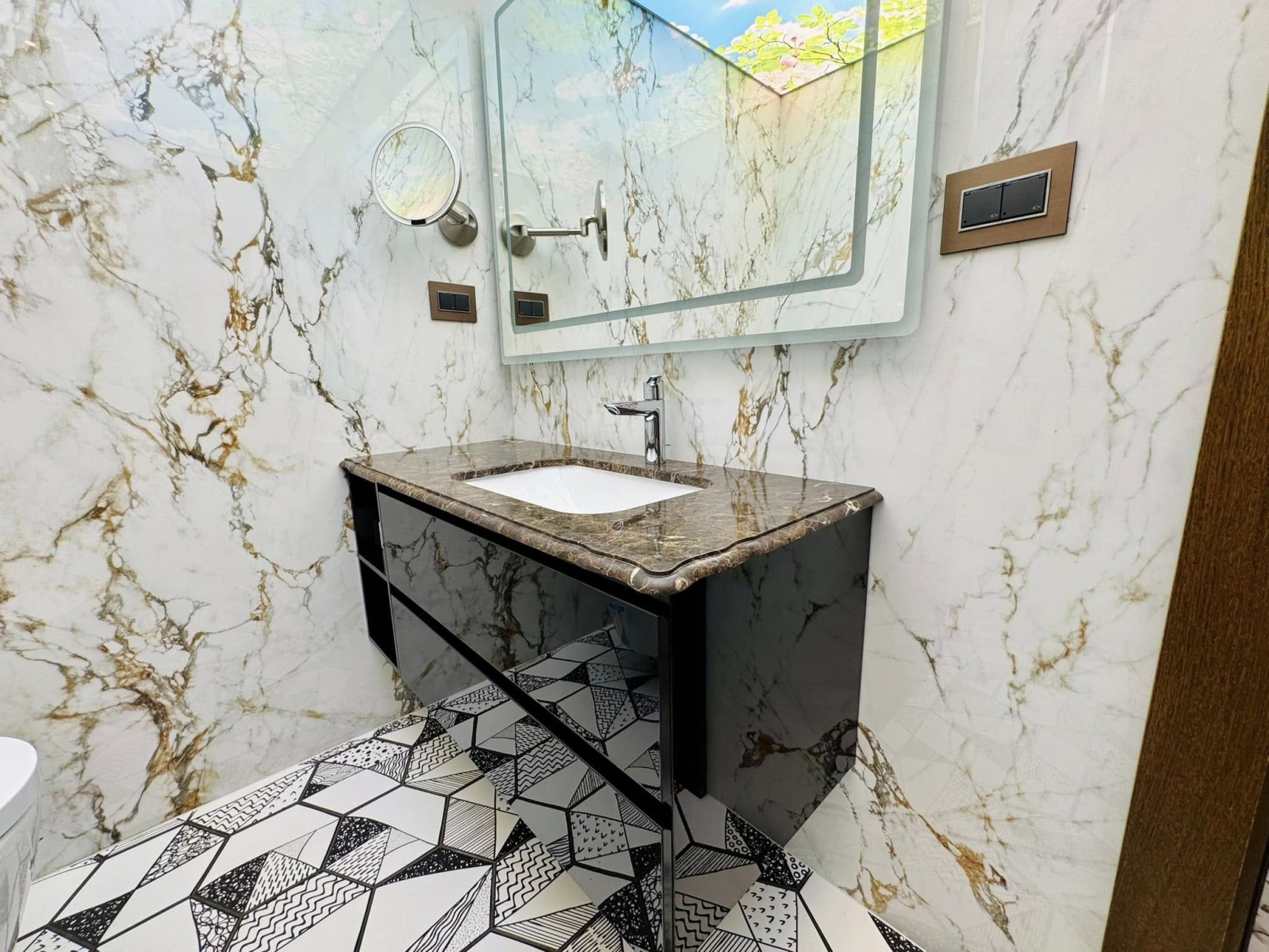 Продава 2-СТАЕН, гр. Благоевград, Идеален център, снимка 9 - Апартаменти - 53797607