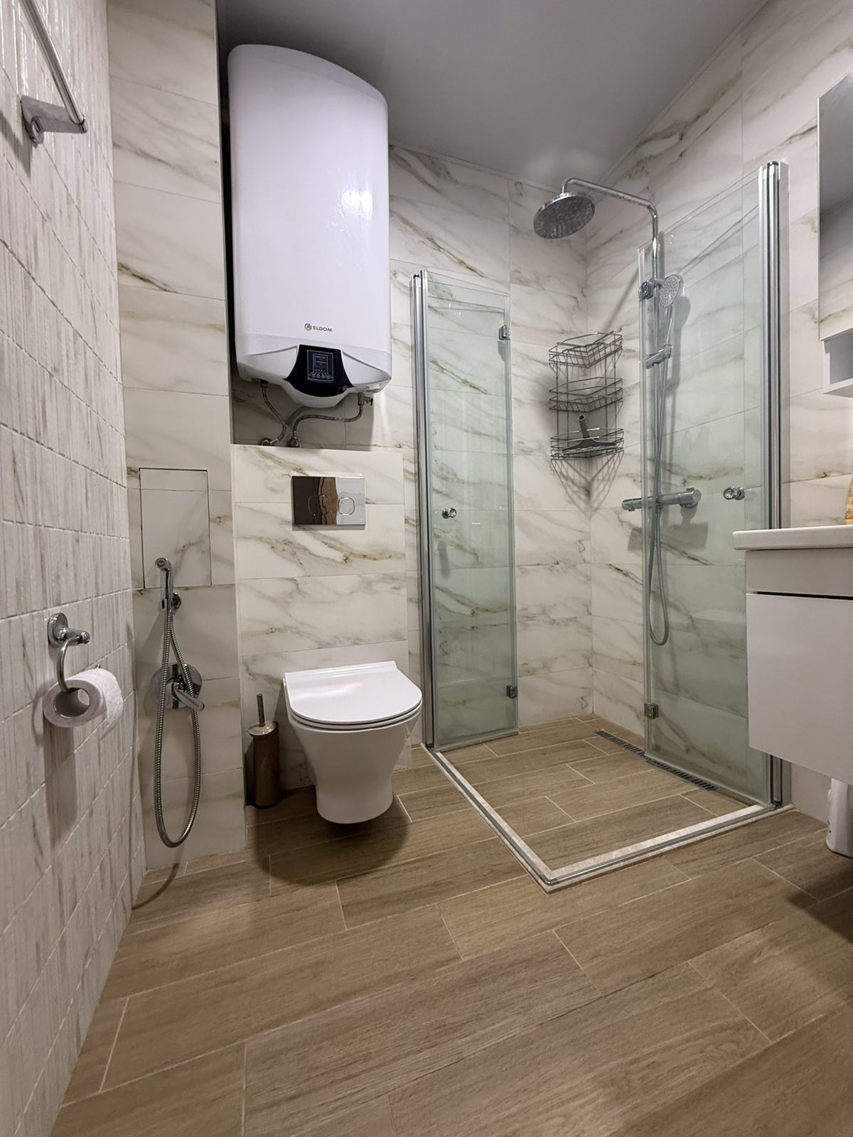 Продава 2-СТАЕН, гр. Варна, к.к. Св.Св. Константин и Елена, снимка 9 - Апартаменти - 53885629