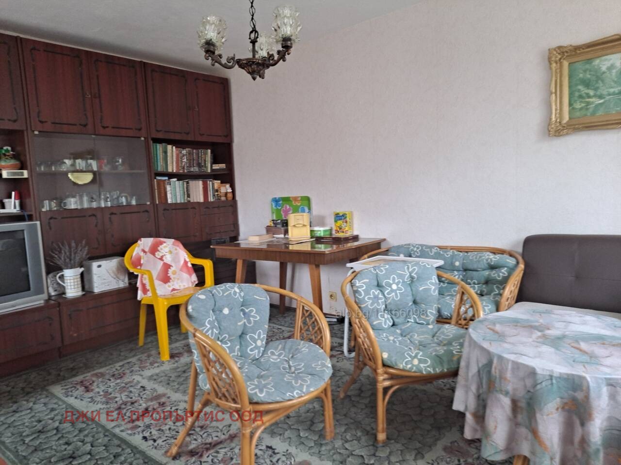 Продава КЪЩА, с. Ноевци, област Перник, снимка 3 - Къщи - 54958217