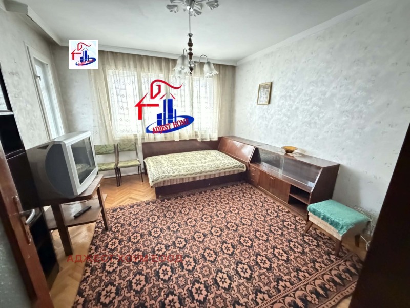 Продава 3-СТАЕН, гр. Шумен, Център, снимка 3 - Апартаменти - 53453068