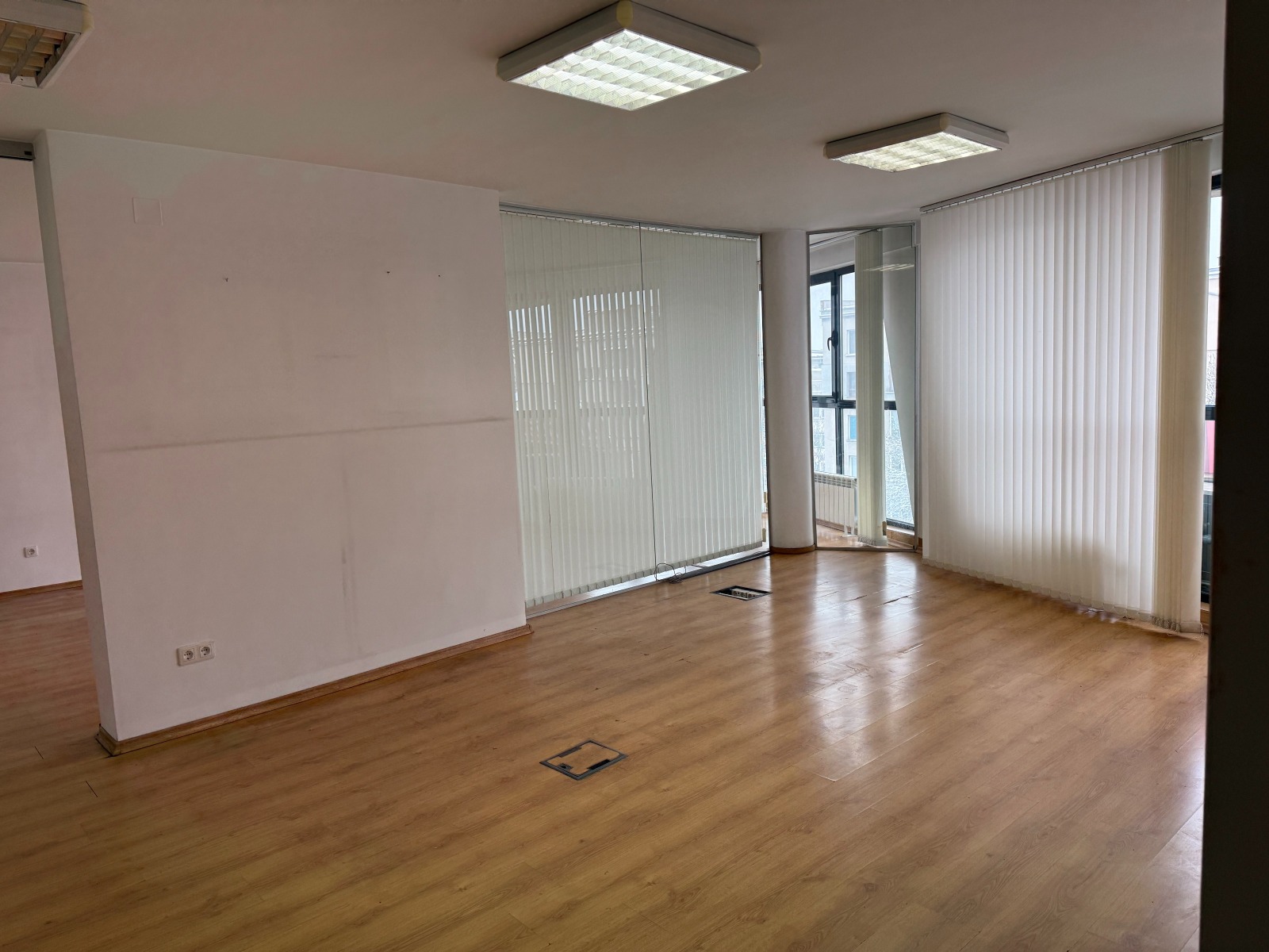 Продава 4-СТАЕН, гр. София, Иван Вазов, снимка 4 - Апартаменти - 53586458