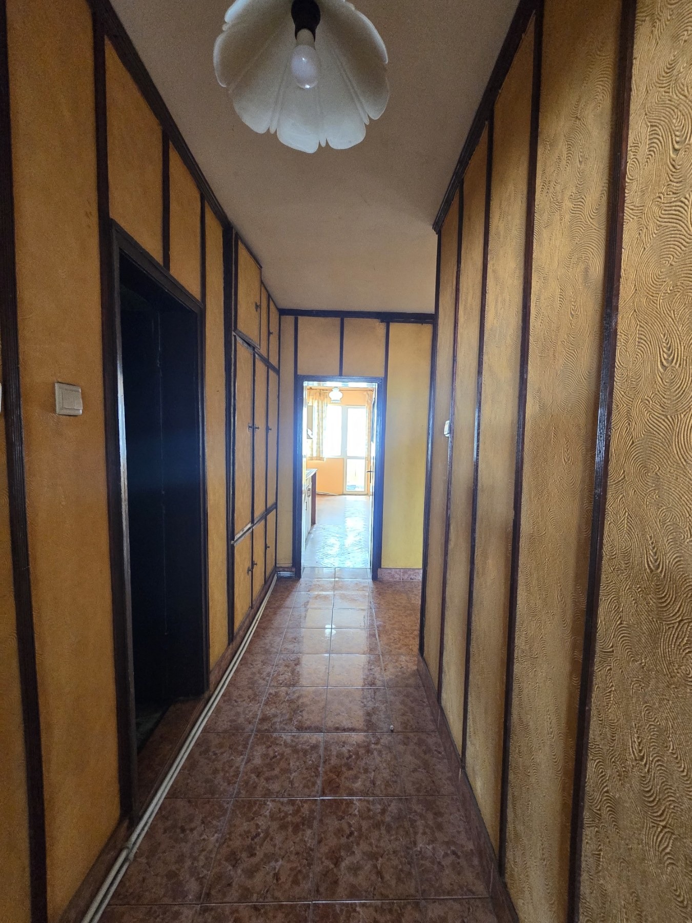 Продава 4-СТАЕН, гр. Добрич, Център, снимка 9 - Апартаменти - 54909996