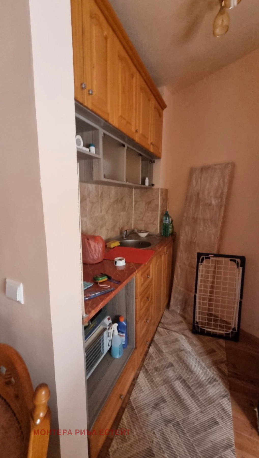 Продава АТЕЛИЕ, ТАВАН, гр. Варна, Бриз, снимка 2 - Апартаменти - 53016321