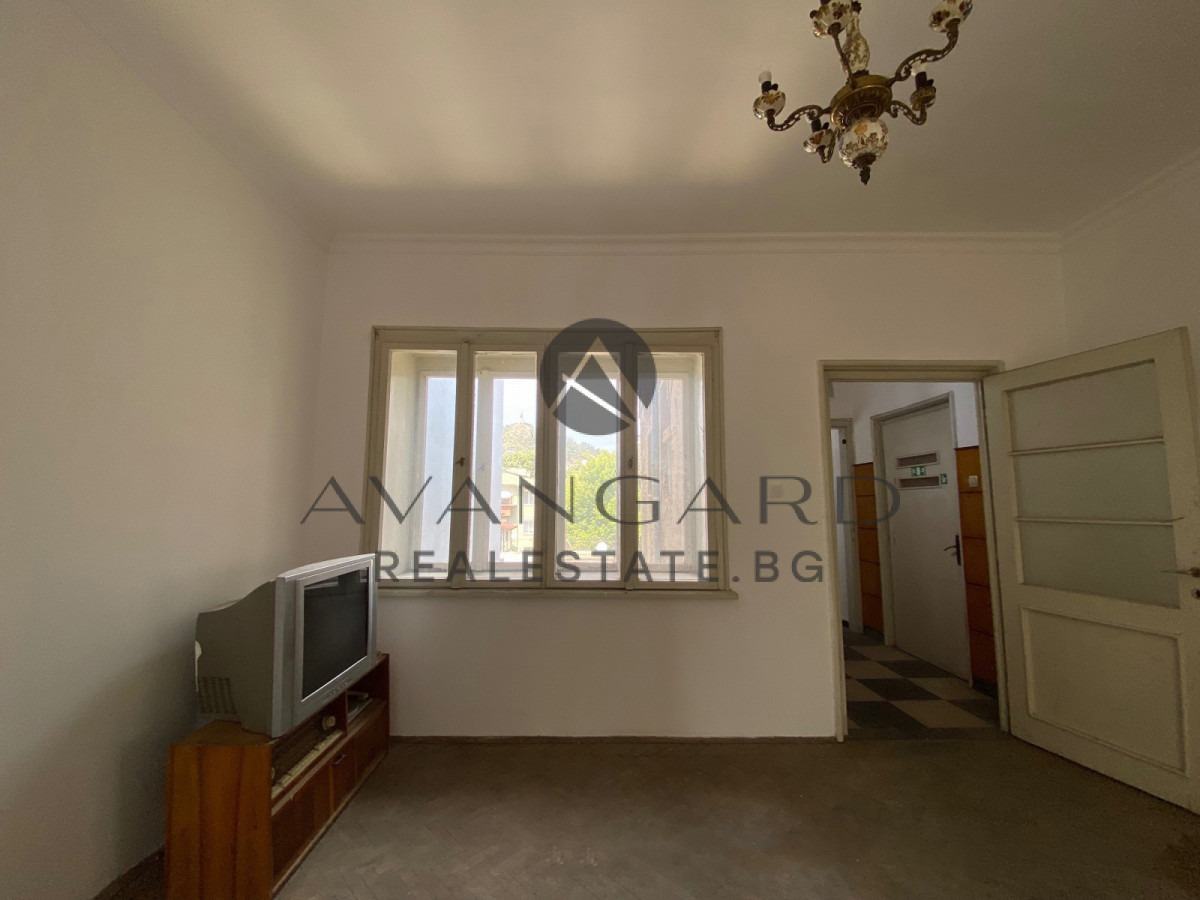 Продава ЕТАЖ ОТ КЪЩА, гр. Пловдив, Център, снимка 3 - Етаж от къща - 54713054