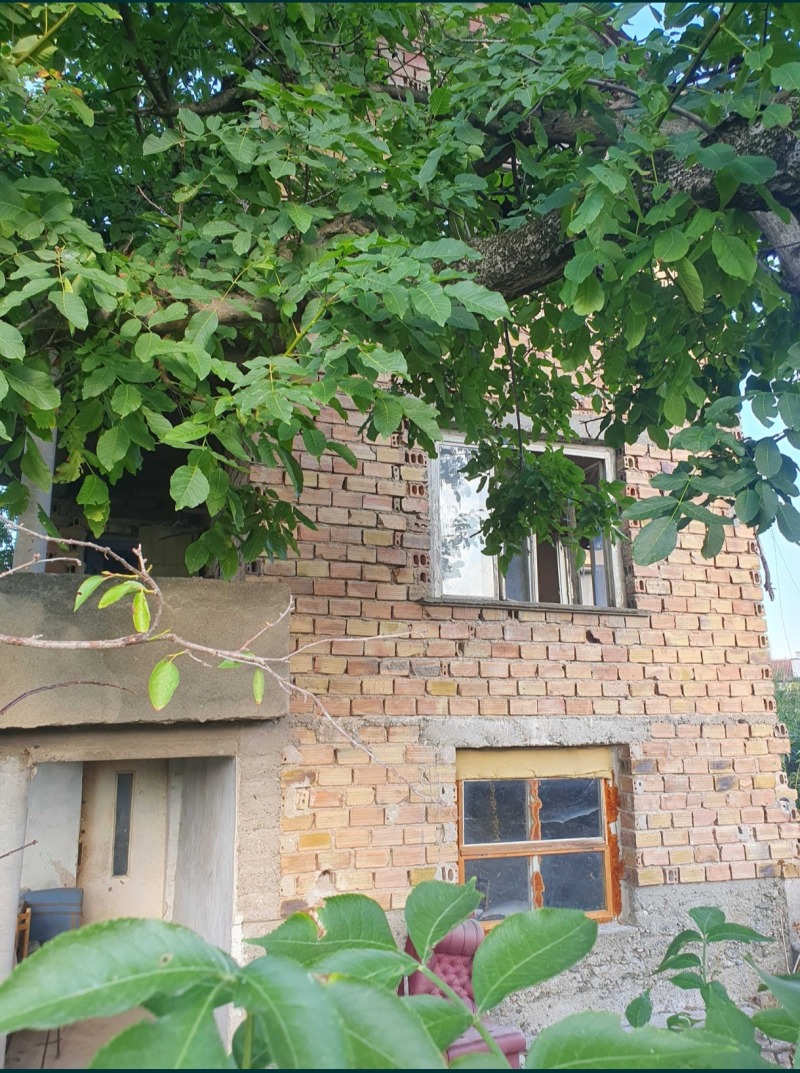 Продава КЪЩА в област Стара Загора, гр. Павел баня - 225 кв.м / При запитване, ЕС ДИ ЕН ЕСТЕЙТС ЕООД