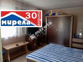 Продава 2-стаен град Велико Търново Център - [1] 