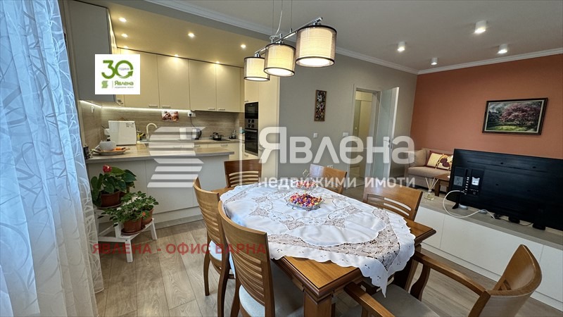 Продава 3-СТАЕН, гр. Варна, Бриз, снимка 4 - Aпартаменти - 49578897