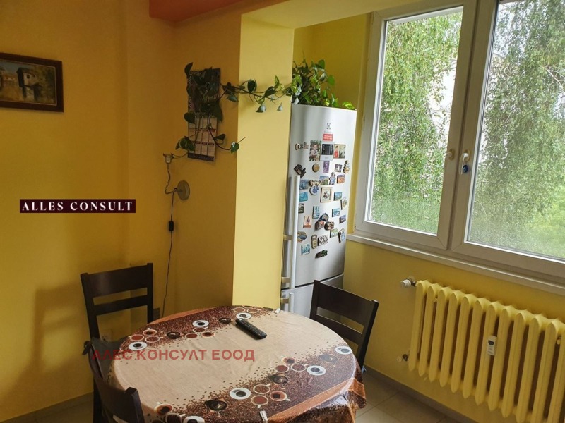 Myytävänä  2 makuuhuonetta Sofia , Zapaden park , 70 neliömetriä | 50211936 - kuva [17]