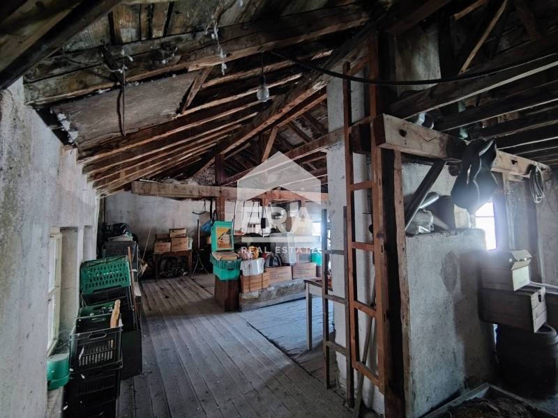 Продава ЕТАЖ ОТ КЪЩА, гр. Хасково, Център, снимка 6 - Етаж от къща - 53835727