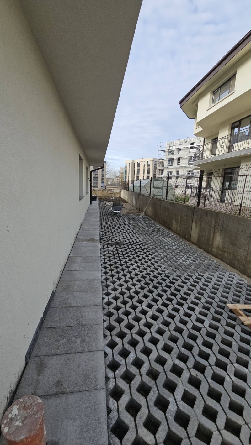 Продава КЪЩА, гр. Пловдив, Остромила, снимка 3 - Къщи - 53076012