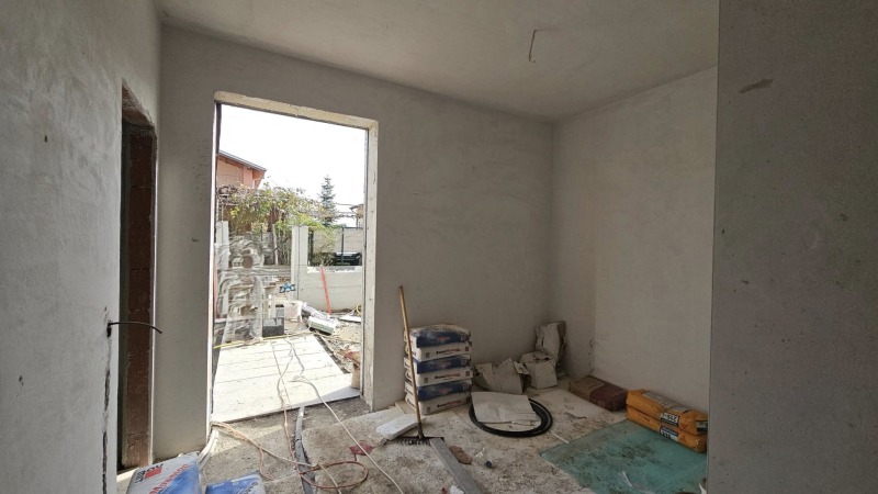 Продава КЪЩА, гр. Пловдив, Остромила, снимка 17 - Къщи - 53076012