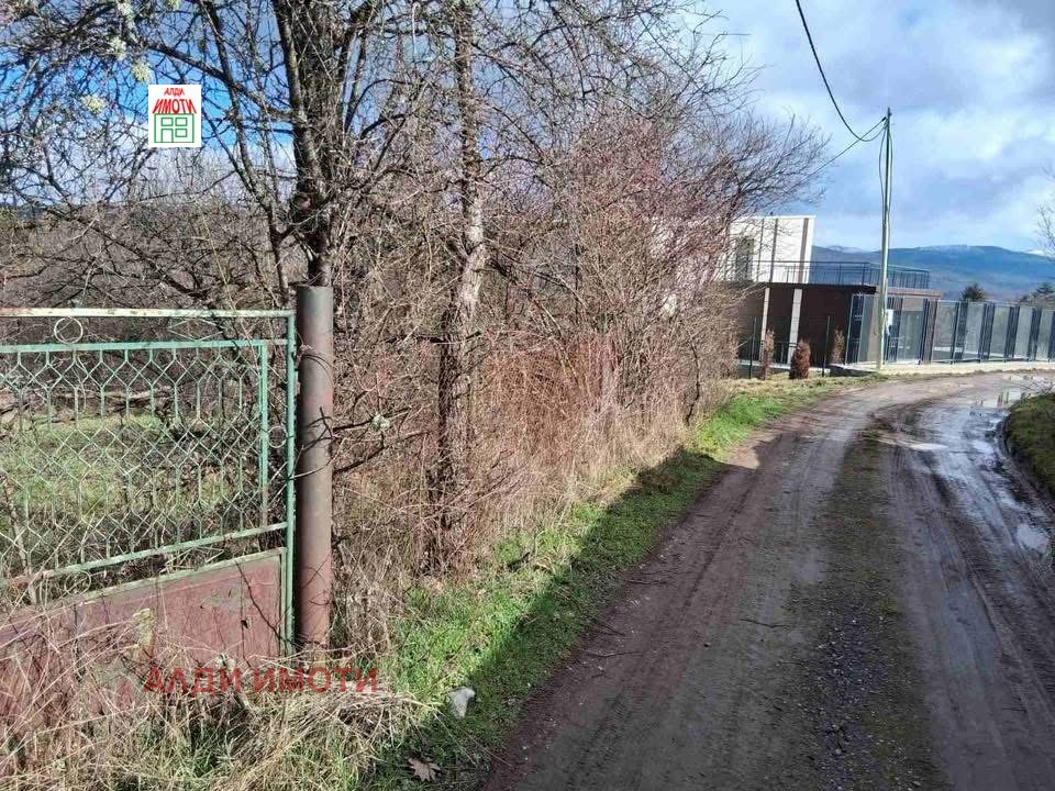 Продава ПАРЦЕЛ, с. Шума, област София област