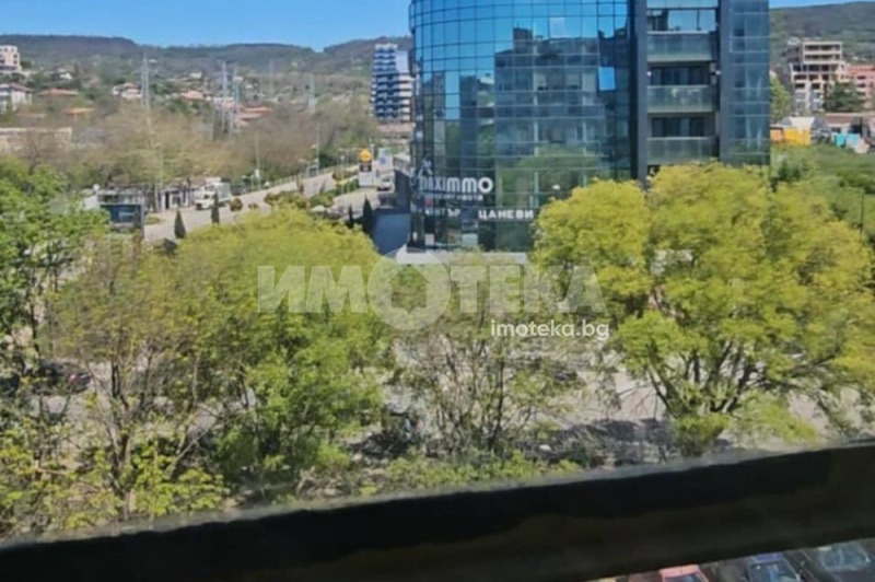 Na prodej  1 ložnice Varna , Levski 1 , 59 m2 | 86909117