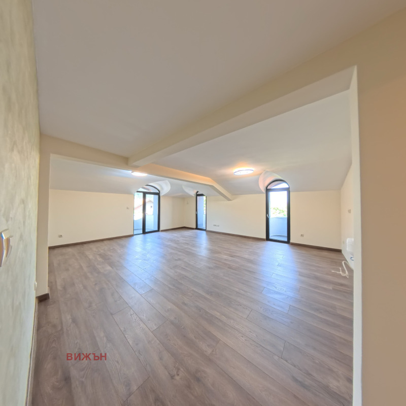 Продава  3-стаен град Перник , Център , 113 кв.м | 71710930 - изображение [3]