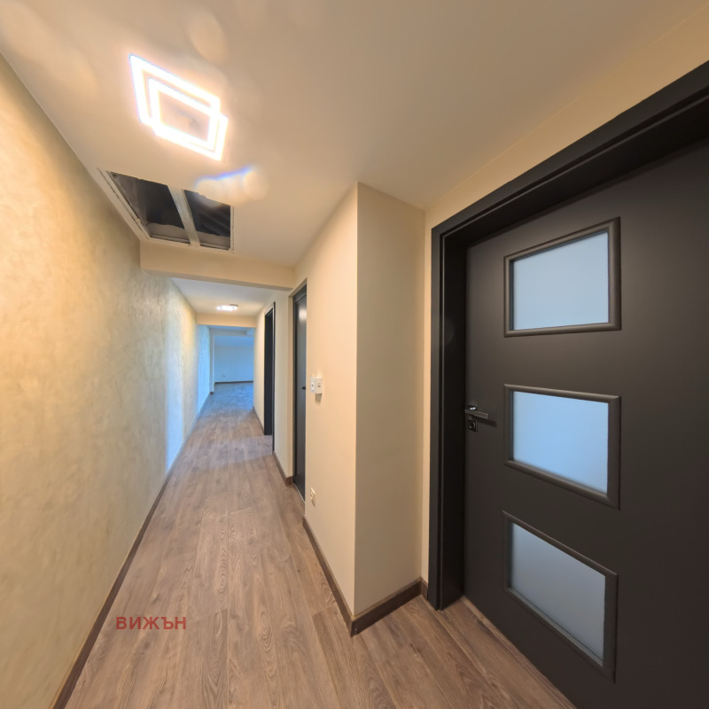 Продава  3-стаен град Перник , Център , 113 кв.м | 71710930 - изображение [10]