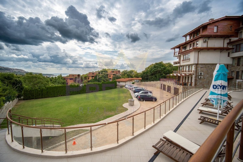 Продава 3-СТАЕН, гр. Балчик, област Добрич, снимка 15 - Апартаменти - 53083618