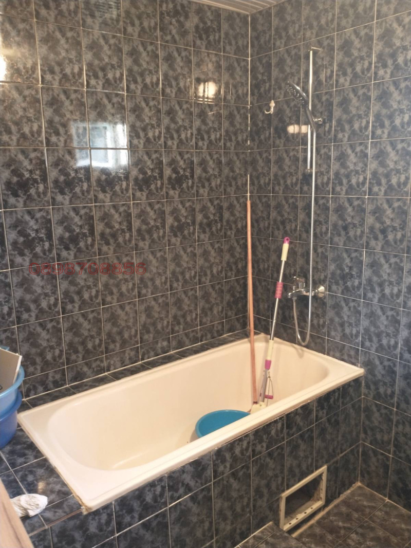 Продава КЪЩА, гр. Монтана, Идеален център, снимка 8 - Къщи - 53079511