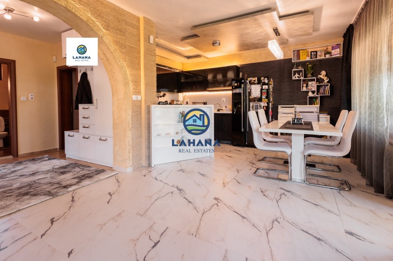 Продава КЪЩА, гр. Бургас, Сарафово, снимка 8 - Къщи - 52192643