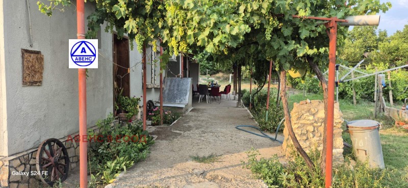 Продава КЪЩА, с. Гиген, област Плевен, снимка 6 - Къщи - 52614670