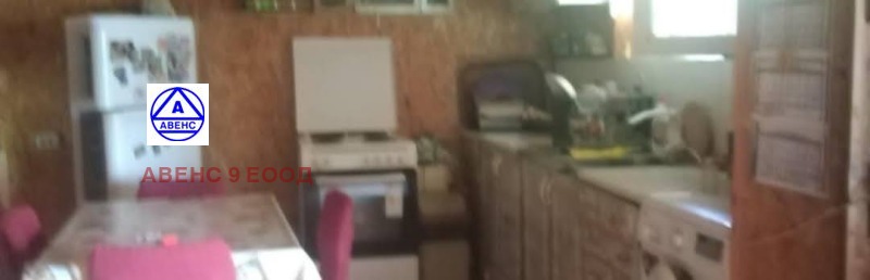 Продава КЪЩА, с. Гиген, област Плевен, снимка 3 - Къщи - 52614670