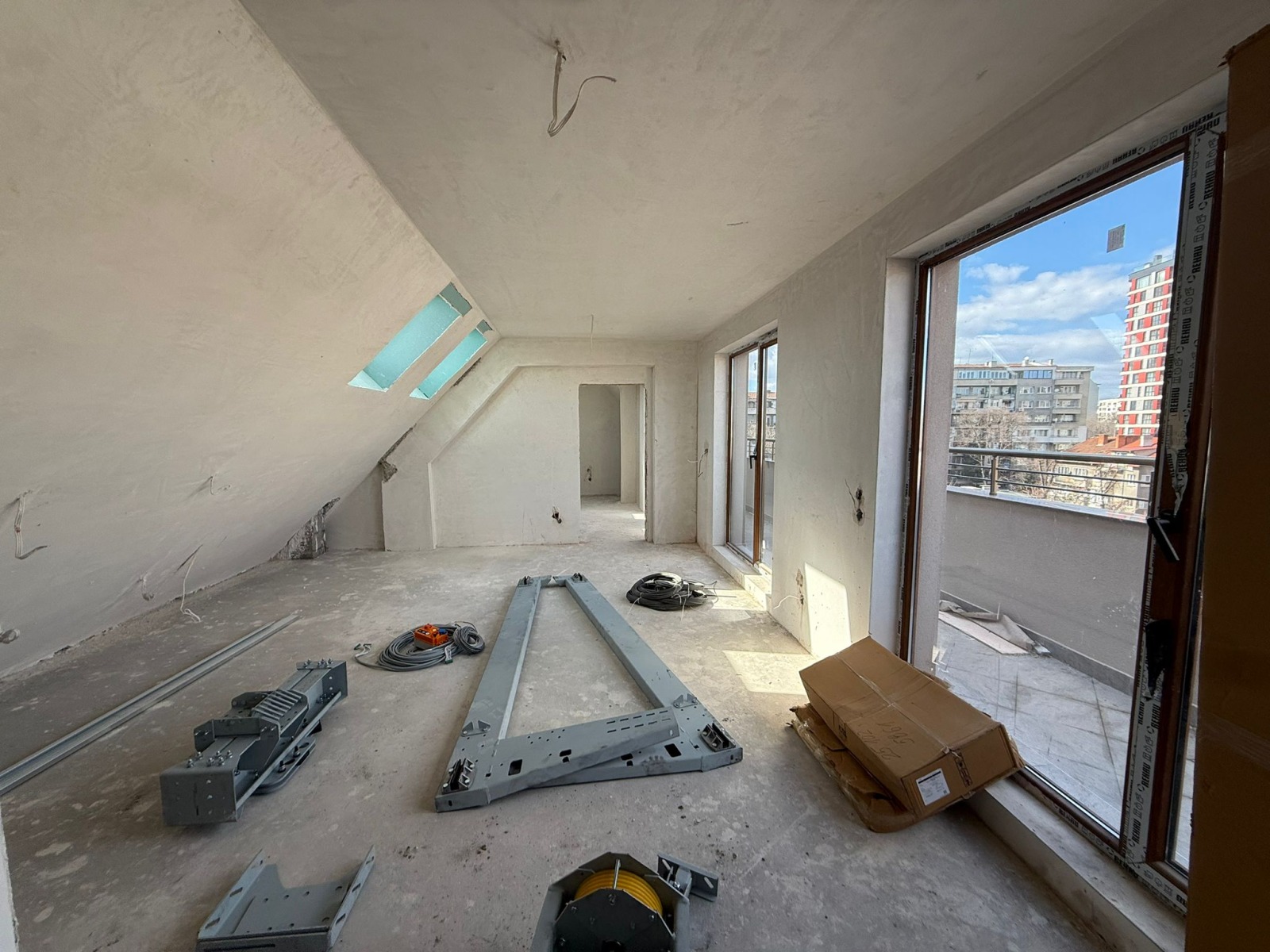 Продава 2-СТАЕН, гр. София, Банишора, снимка 2 - Апартаменти - 54040118