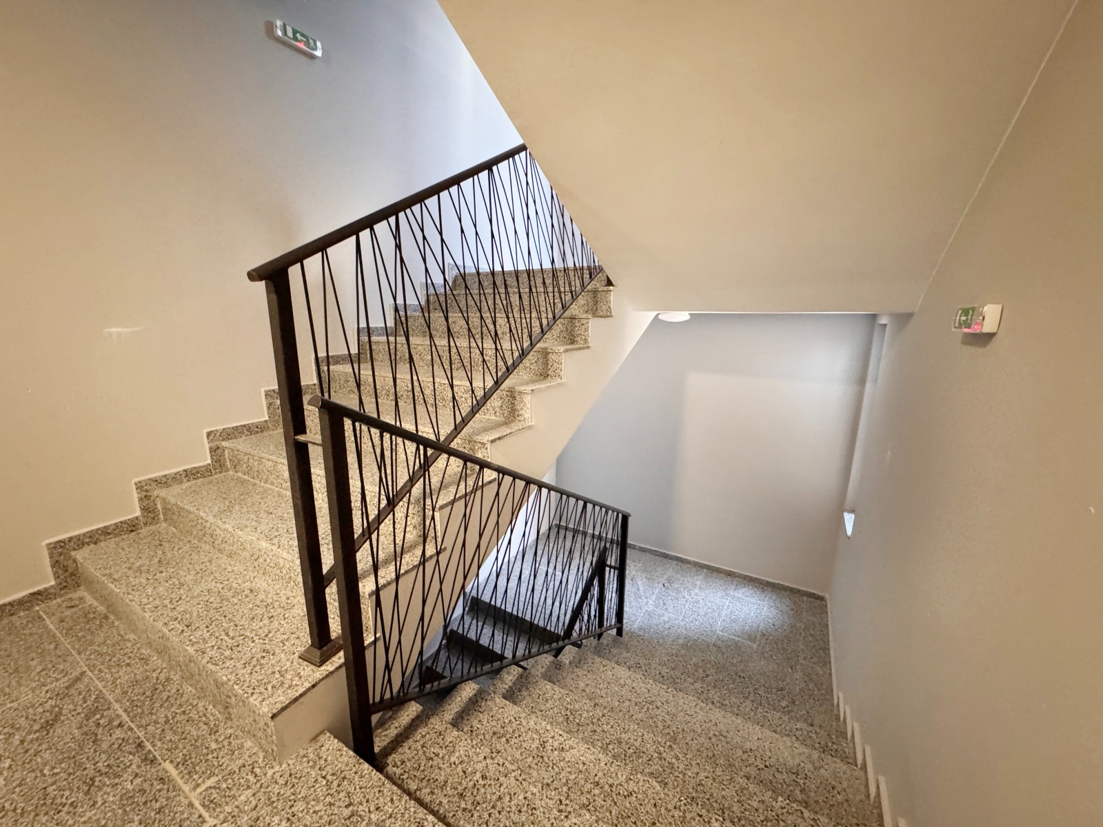 ������� 2-����� | Imot.bg � ����������� 14
