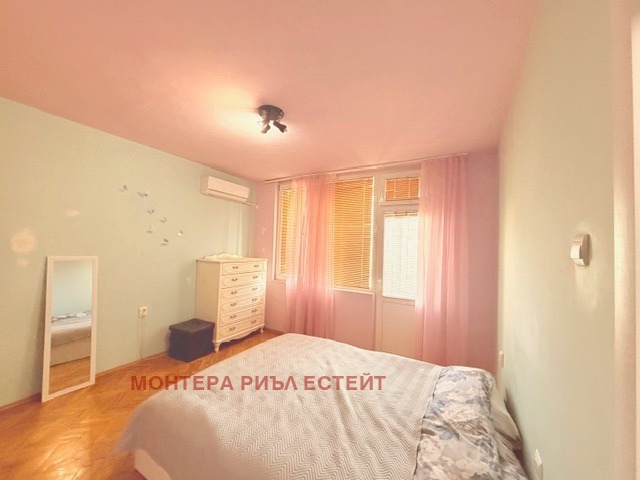 Продава 3-СТАЕН, гр. Варна, Лятно кино Тракия, снимка 2 - Апартаменти - 53955981